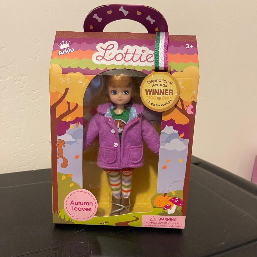 Autumn Leaves Lottie London Doll